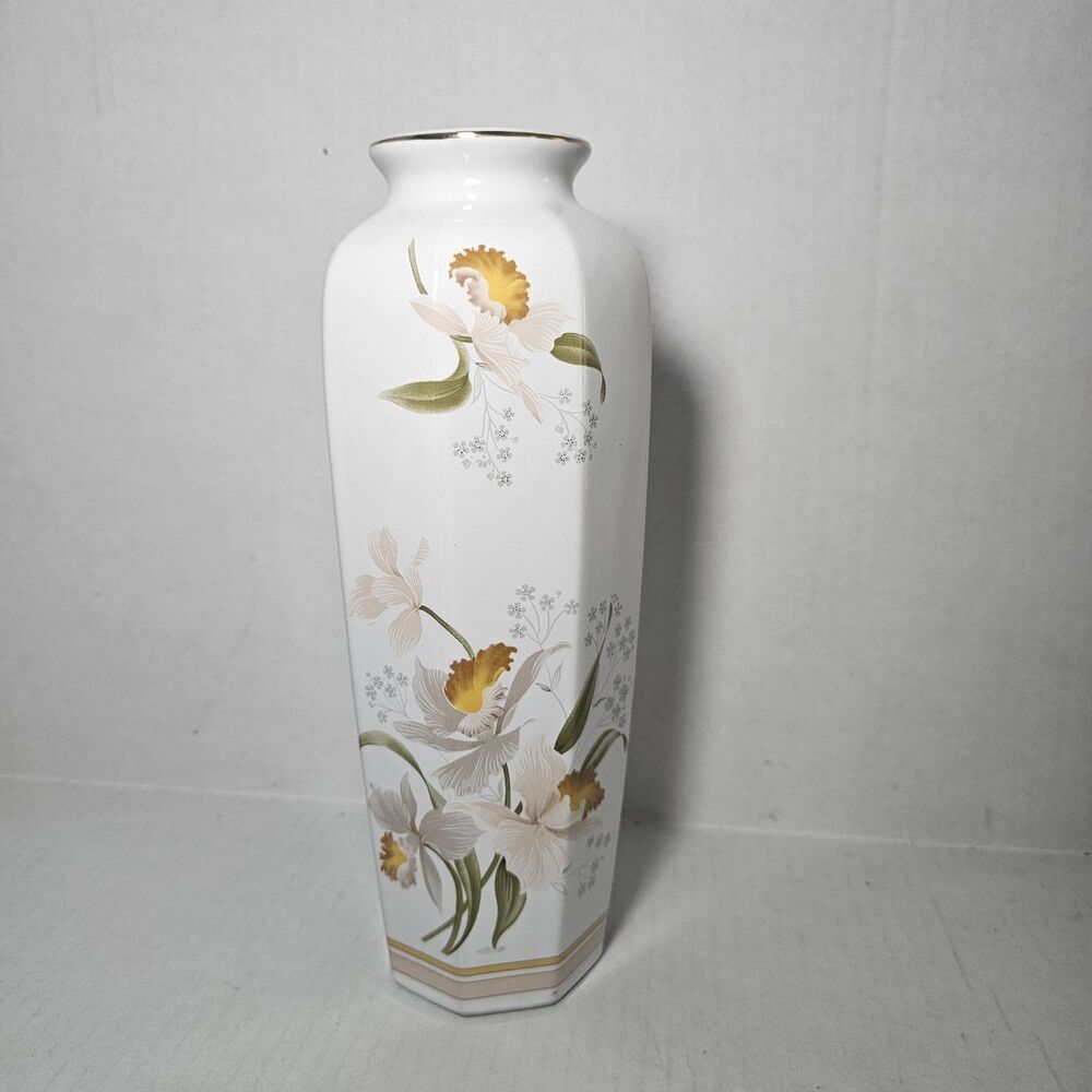 Vintage Ayame Seizan Japan Yellow Iris Flower Vase Japan Gold Rim Hand Painted